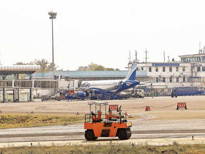 Dates to submit bids for city airport extended, again
