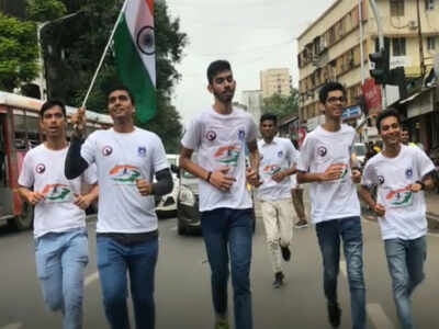 80 students from KC College participated in the first-of-its-kind Tiranga Relay Race in Mumbai