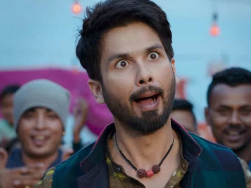 Shahid Kapoor Can T Seem To Keep Calm About Tamba Song From Batti Gul Meter Chalu Hindi Movie News Times Of India