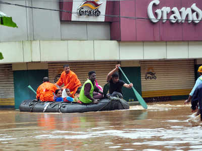 Kerala Floods: Sport stars pitch in to spread awareness