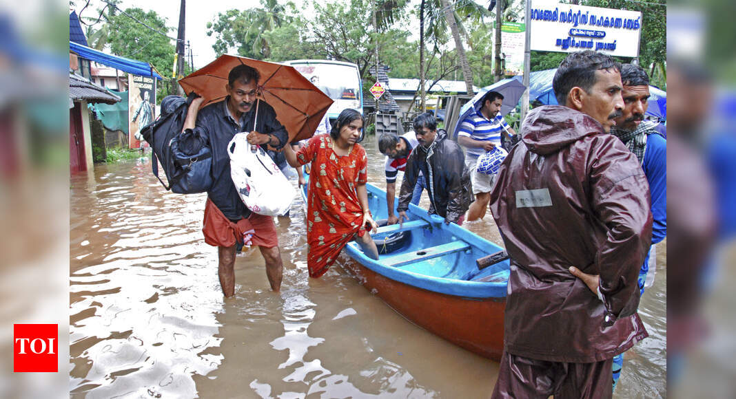 Kerala Flood Toll: Over 100 killed in Kerala in just one day as flood ...