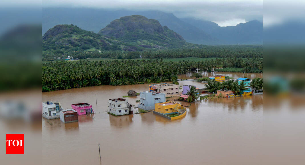 868 dead due to rains, floods in 7 states during monsoon | India News ...