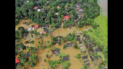 Mumbaikars form support groups to send help to Kerala