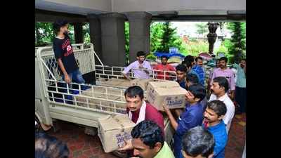 Devote one month’s service to rebuild Kerala, urges Kannur District Collector