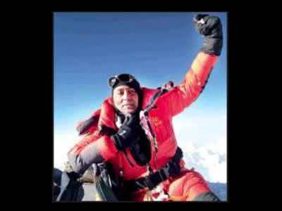 After climbing corporate ladder, execs aim for Everest | Ahmedabad News ...