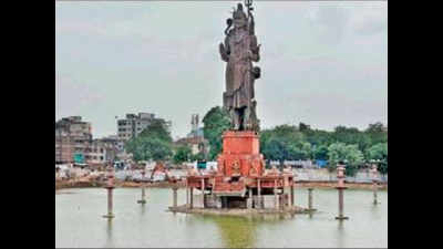 All that glitters is divine: Gold for Vadodara's Shiva