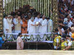 Vajpayee's ashes immersed in Ganga at Haridwar 