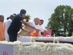 Vajpayee's ashes immersed in Ganga at Haridwar 