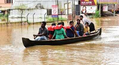 Kerala Flood 18 Heroes Behind The Rescue Of Thousands In Kerala Floods India News Times Of India