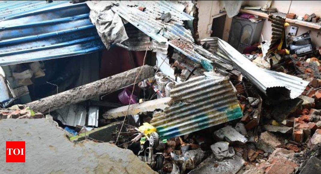 Four die after heavy rainfall in Bhopal | Bhopal News - Times of India