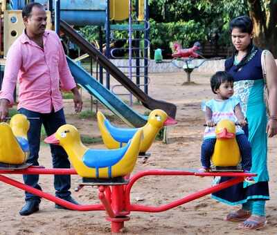 Smart parks play up kid zones; residents welcome move