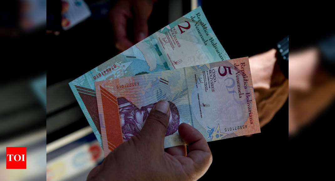 New currency. Venezuela currency. Валюта Венесуэлы. Фото ветхая валюта.