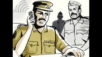 Armed youth snatches SHO’s car from his son in Delhi
