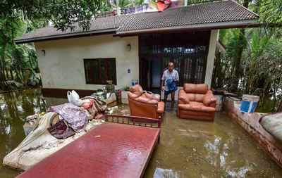 Kerala wants aid from UAE, Centre says no