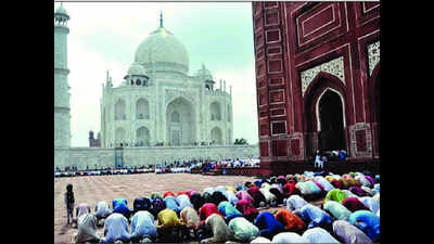 Namazis At Taj Mahal Drop: Namazis at Taj Mahal drop from 15,000 ...