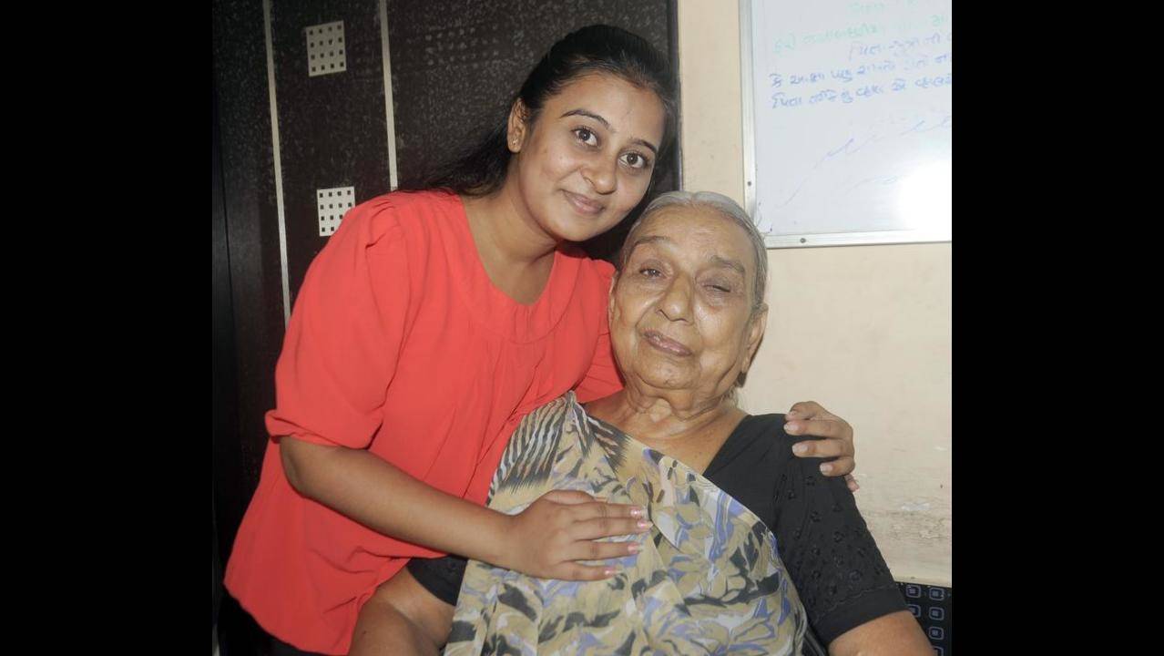 After social media storm, Gujarat granny says went to old age home by  choice | Ahmedabad News - Times of India