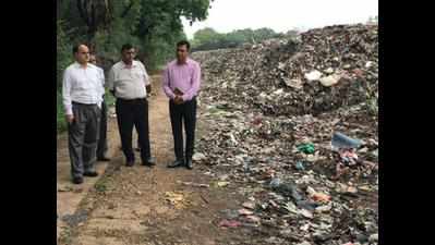 Noida to fine those dumping waste in vats after 5pm