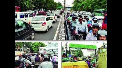 Diversions add to traffic mess