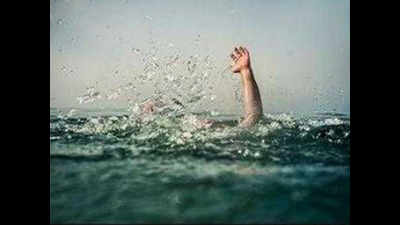 Three drown near Mangrol