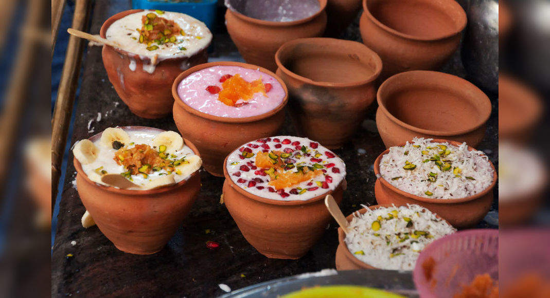 Restaurants In Varanasi | Street Food In Varanasi | Times of India Travel