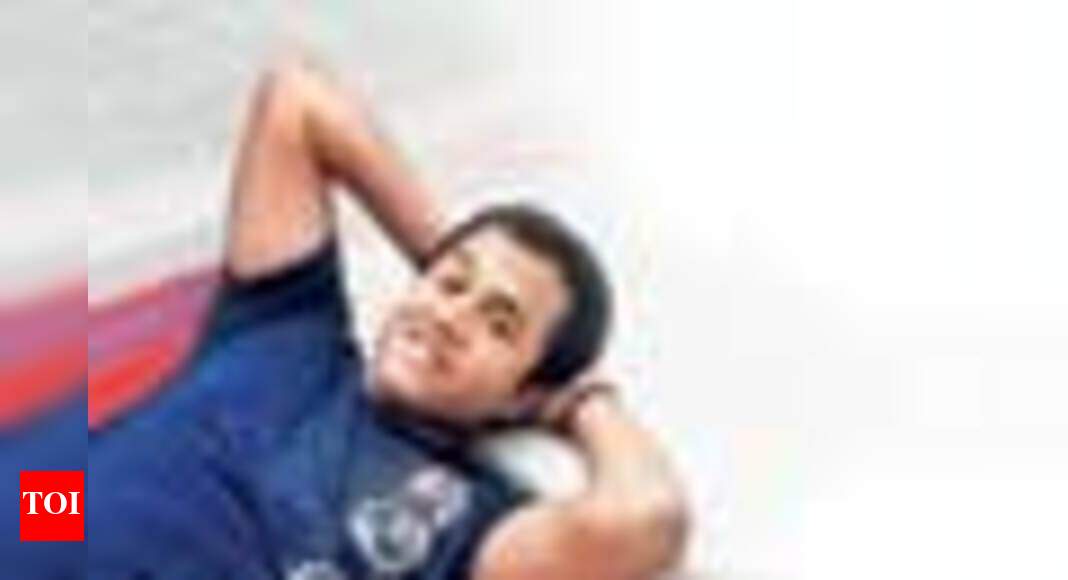 Hindi is a difficult language: Omi | Hindi Movie News - Times of India