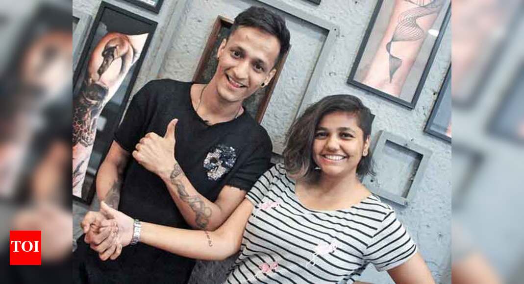 Siblings in Mumbai mark Raksha Bandhan with tattoos! | Mumbai News ...