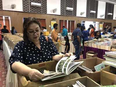 Bibliophiles unlock happiness at 'Lock the Box'