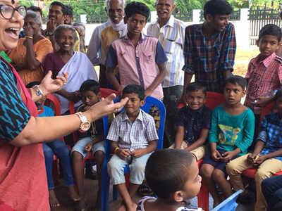 Fifth Estate stages Onam programmes at camps in Ambalappuzha