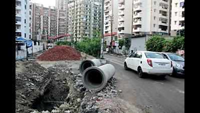 Indirapuram residents want Ghaziabad Development Authority to clear road it dug up to lay pipes