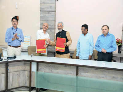 Charusat University inks MoU with CEE