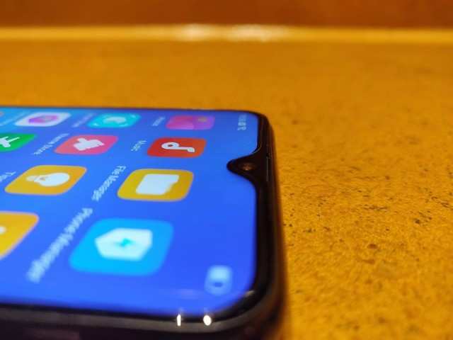 waterdrop-notch-the-latest-trend-in-smartphones-latest-news