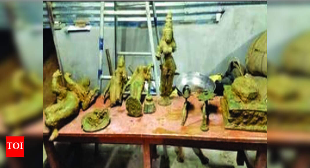 Five metal idols, puja articles unearthed near Mannargudi Trichy News