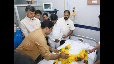 Nandamuri Harikrishna's death: Andhra CM Naidu pays tribute