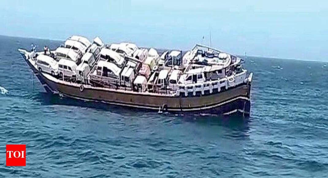 Mandvi vessel carrying cars sinks Mandvi vessel carrying used cars