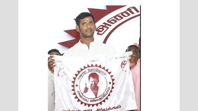 Vishal Makkal Nala Iyakkam: Actor Vishal turns his fan club into social service organisation, unveils its flag