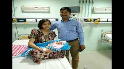 Lucknow: Twin with no head, heart operated in womb in PGI