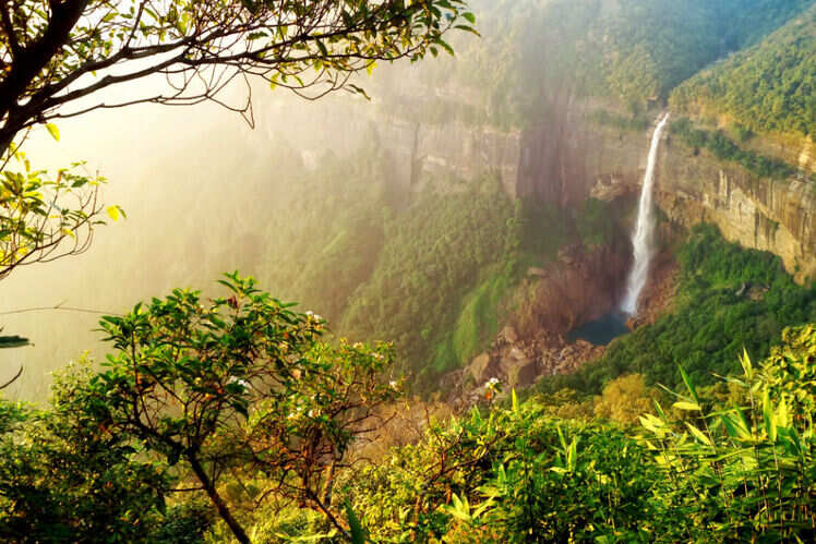 Nohkalikai Falls, Meghalaya