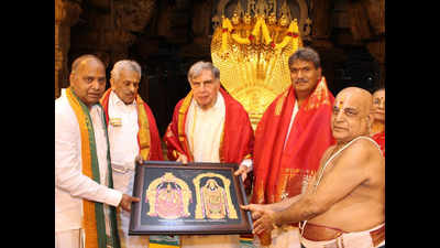 Ratan Tata offers prayers at Lord Venkateswara temple