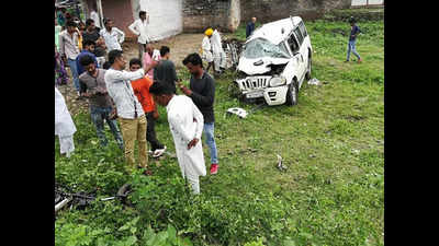 Three killed, 5 injured in road accident in MP’s Nagda