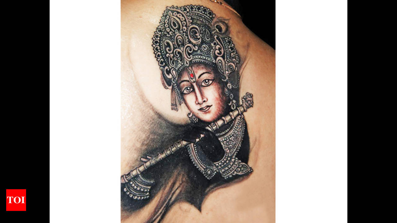 Krishna's flute, feather a hit among Delhi's tattoo lovers | Delhi News -  Times of India