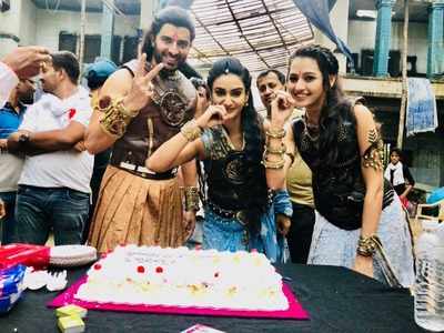 Rati Pandey and Rohit Purohit's Porus completes 200 episodes