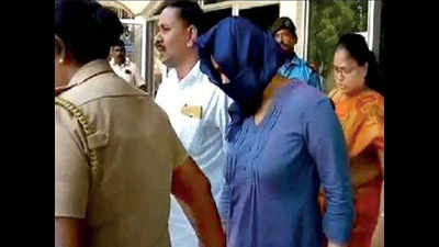 Woman gets 15 days in jail for raising anti-BJP slogans