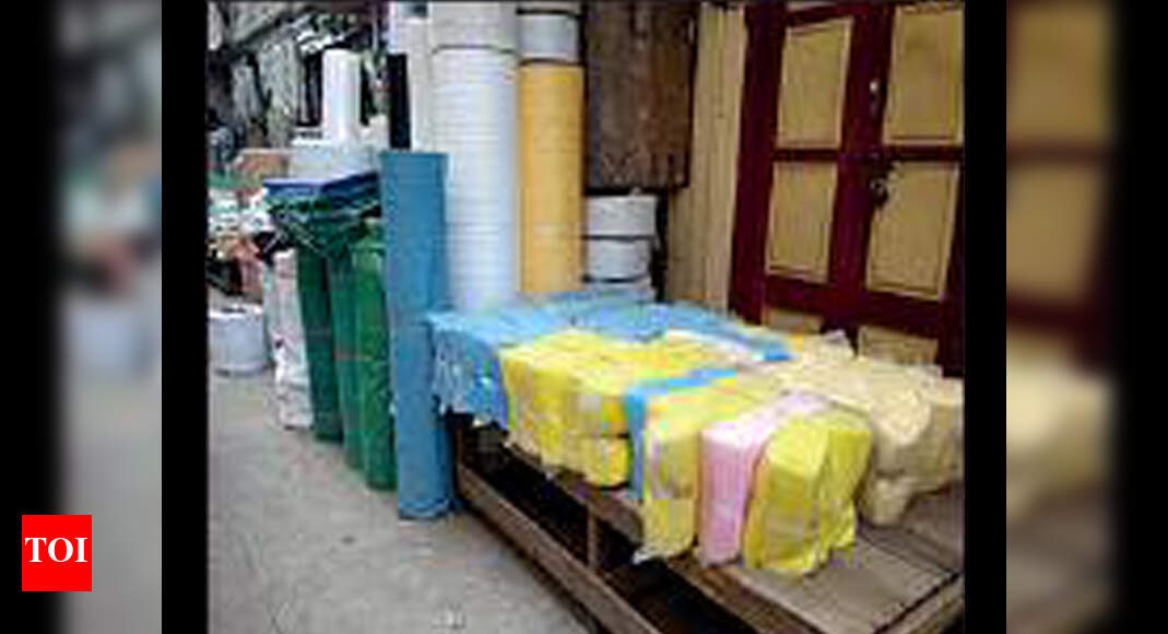 City'S Plastic Dealers Brisk business City's plastic dealers not