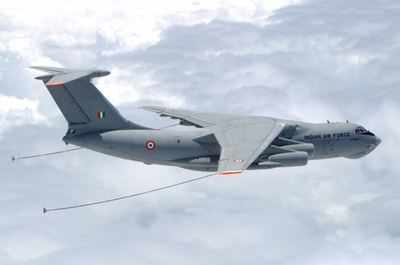 IAF carries out first ever mid-air refuelling of Tejas combat jet