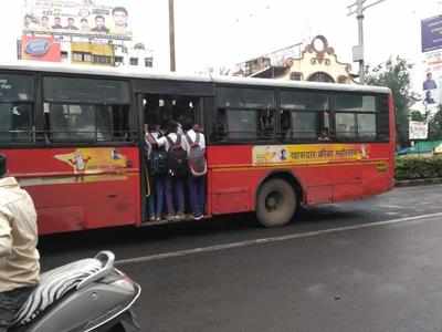 Six overcrowded Aapli Buses fined