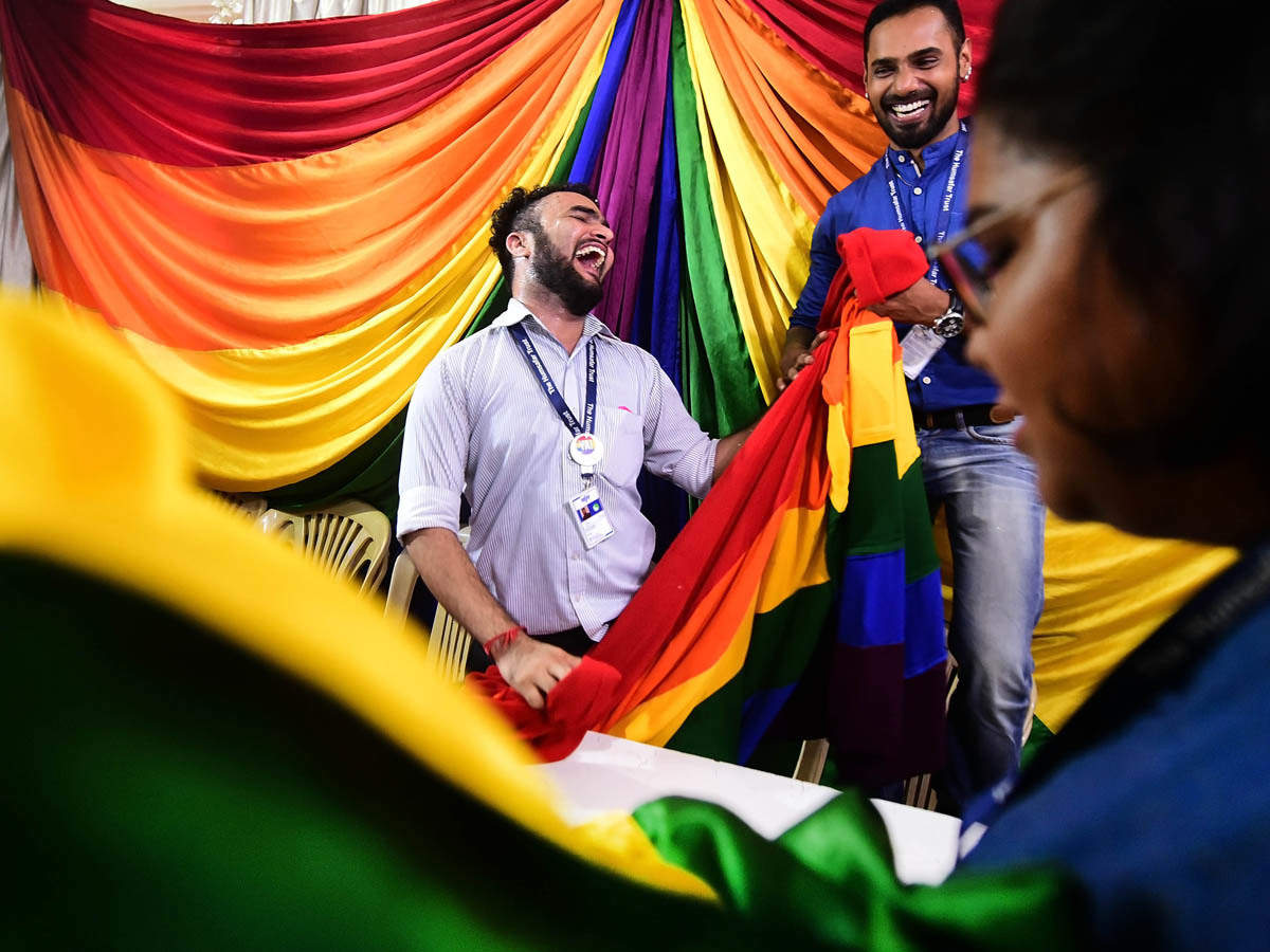 سایت های دوستیابی همجنس گرایان در هند