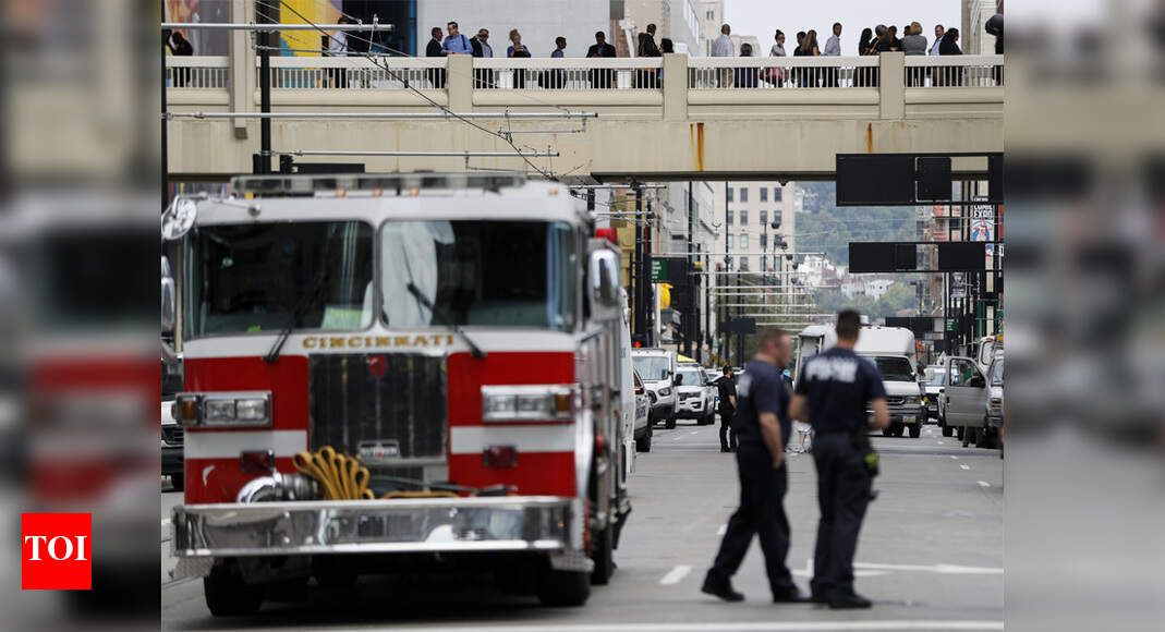 Indian man among 3 killed in US bank shooting - Times of India