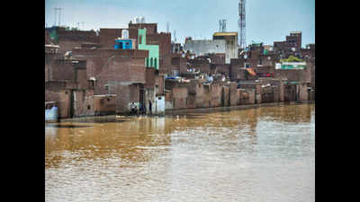 27 Uttar Pradesh districts in grip of floods
