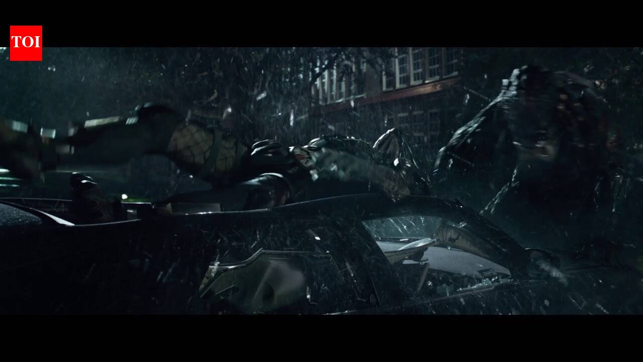 The Predator - Movie Clip