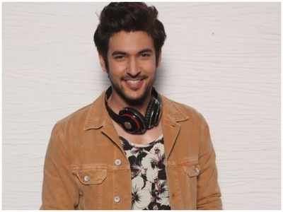 Why are people are falling in love with Shivin Narang?